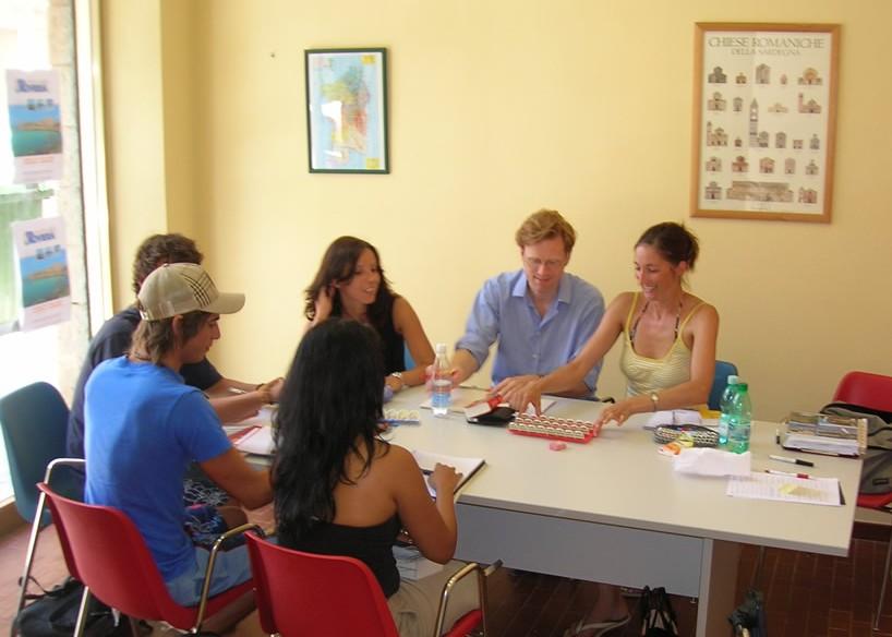 河池意大利語出國留學班，申請指導機構盤點